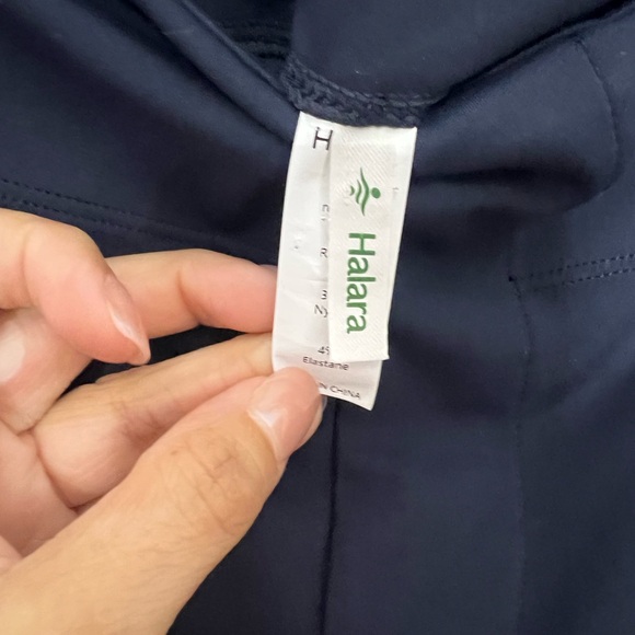 HALARA Navy Wide Leg Pants - Picture 4 of 5